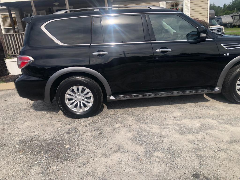 2019 Nissan Armada SV's photo