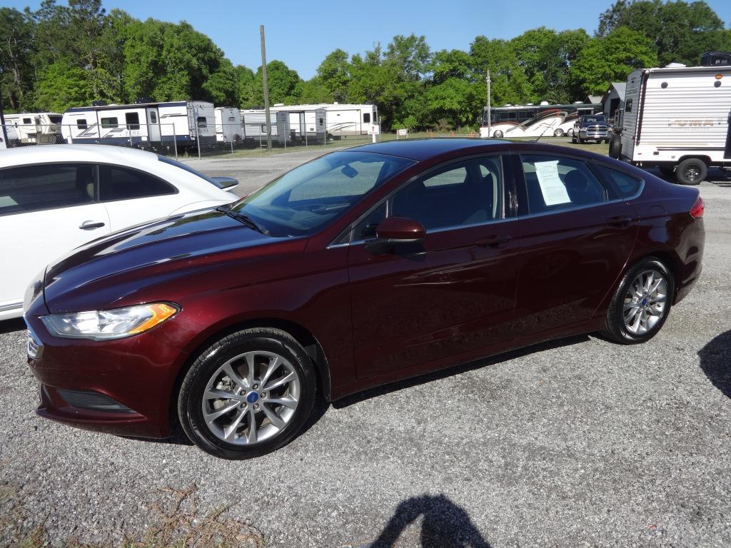 2017 Ford Fusion SE