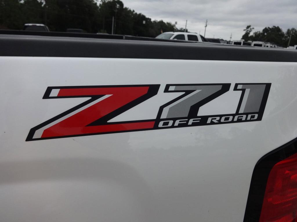 2018 Chevrolet Silverado 1500 LT Z71 - Photo 6